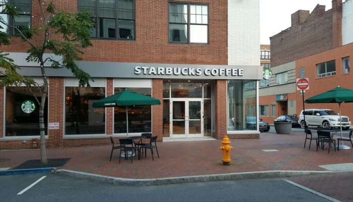 Starbucks wilmington de construction