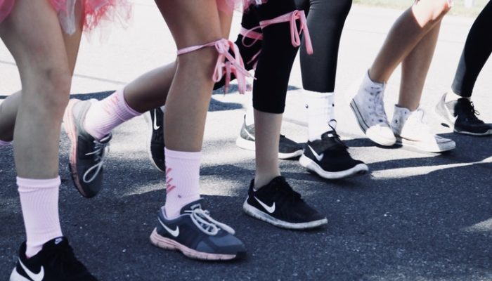 Breast cancer event walking for pat