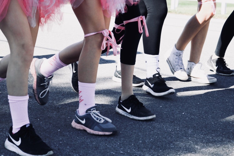 Breast cancer event walking for pat